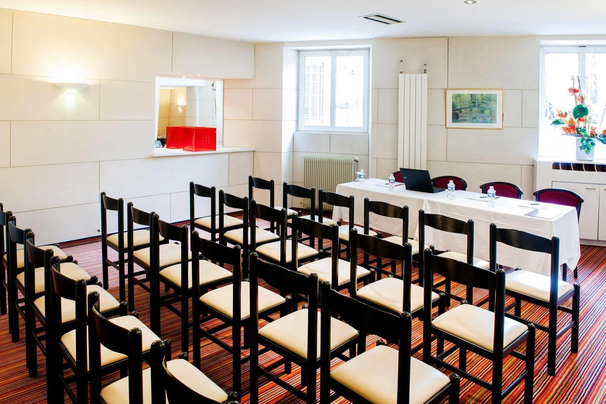 Hotel Continental Лурд Экстерьер фото